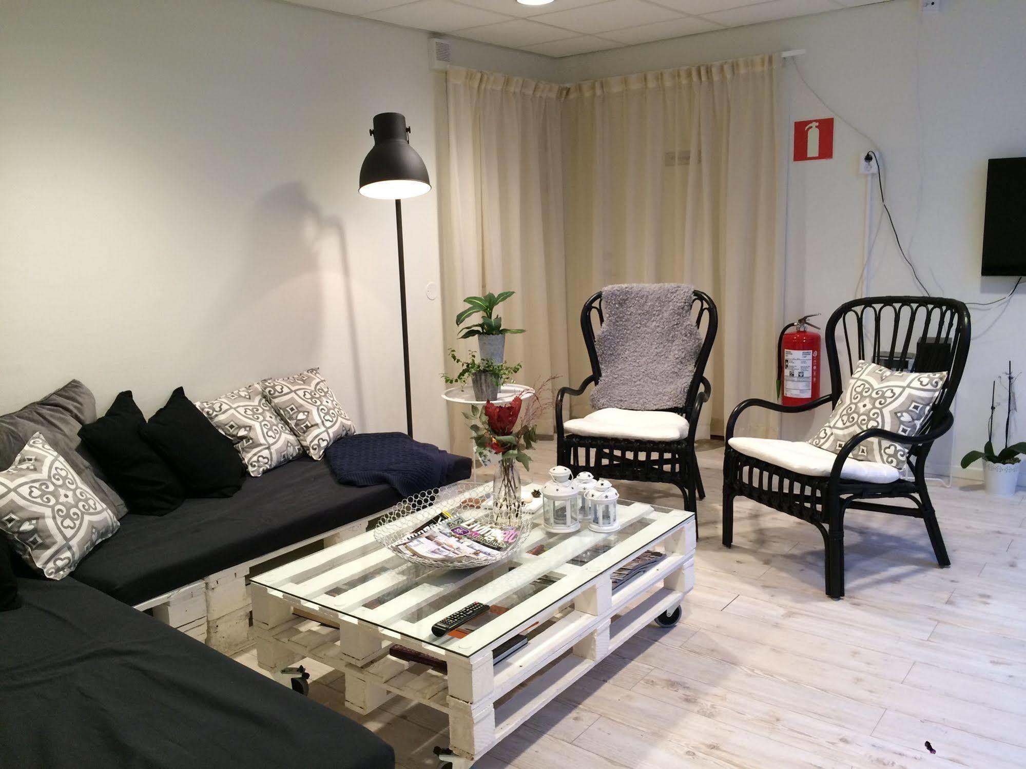 Le Mat B&B Åkersberga エクステリア 写真